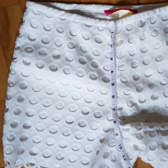 Catherine Malandrino white lace shorts size 2 - Picture 6 of 8